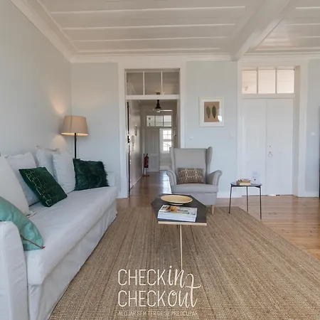 Checkincheckout - Juncos Belem شقة